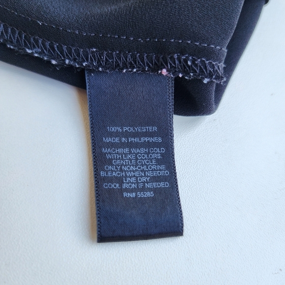 Express Women’s Sleeveless Black Stretch Top Blouse Keyhole Tie Size XS - Picture 8 of 12